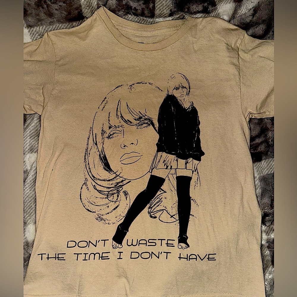 Billie Eilish, tan, small sized unisex t-shirt
